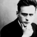 現代主義小品：魏本的《給大管弦樂團的六首樂曲》